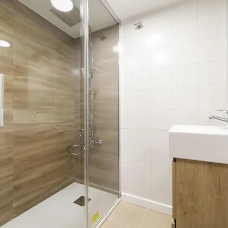 Luxury VIII - Ferga Suites Madrid Exterior photo