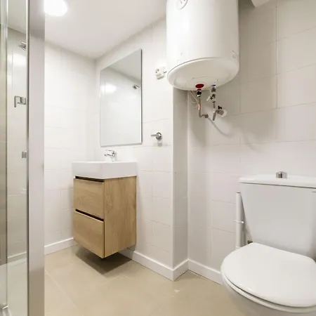 Luxury VIII - Ferga Suites Madrid Exterior photo