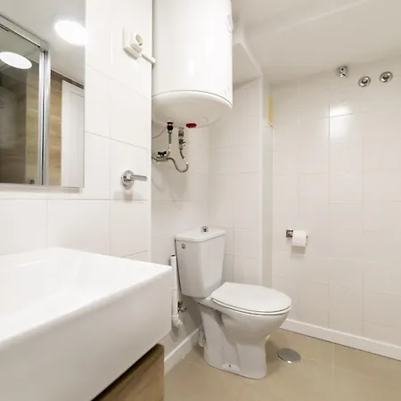 Luxury VIII - Ferga Suites Madrid Exterior photo